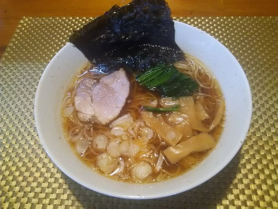 昔懐かしいラーメン（880円）