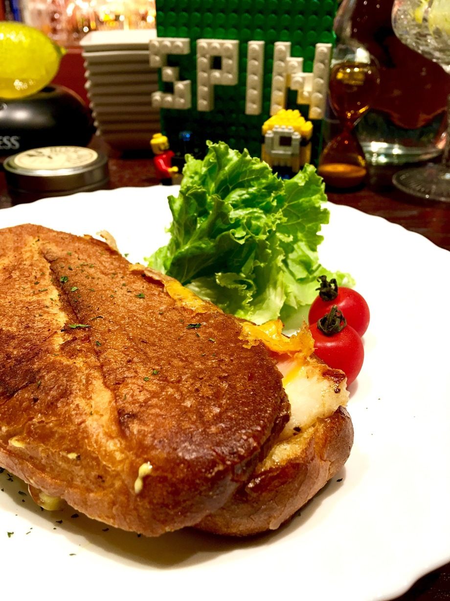 スピン名物‼️ キューバサンド