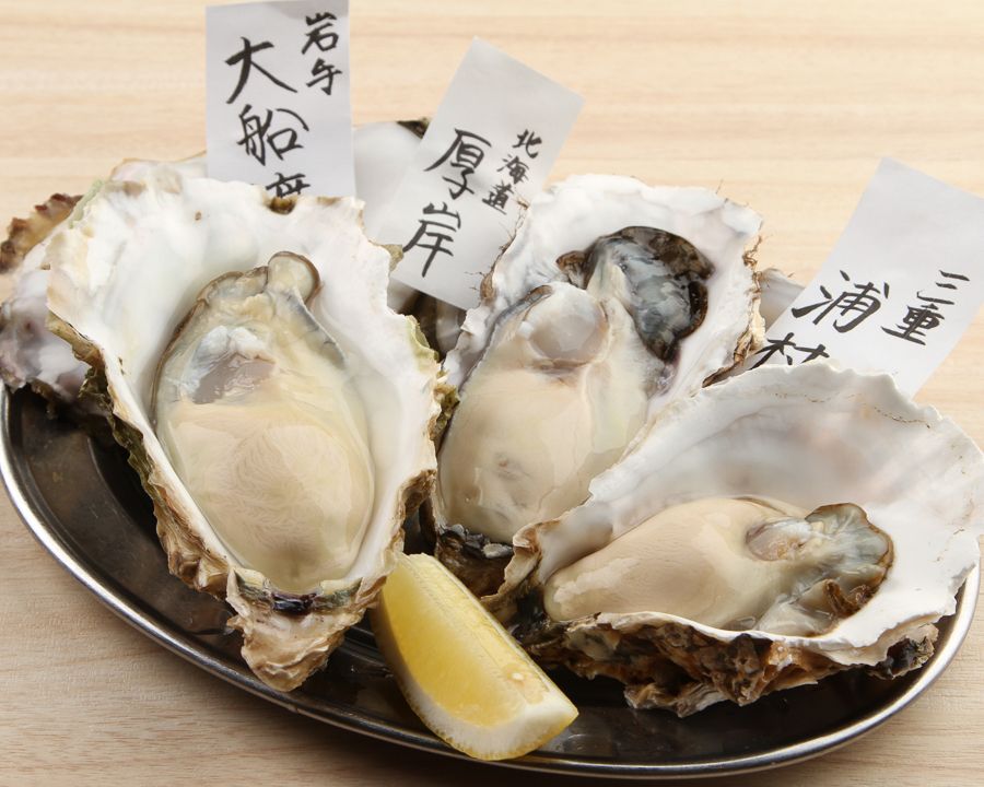 築地直送！本日の生牡蠣盛り合わせ