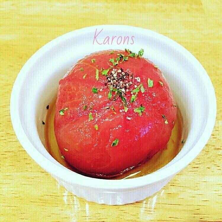 トマトのピクルス（¥450〜）