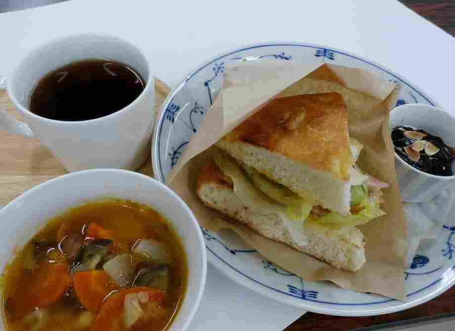 サンドウィッチ　ランチ　(11:00~14:00）