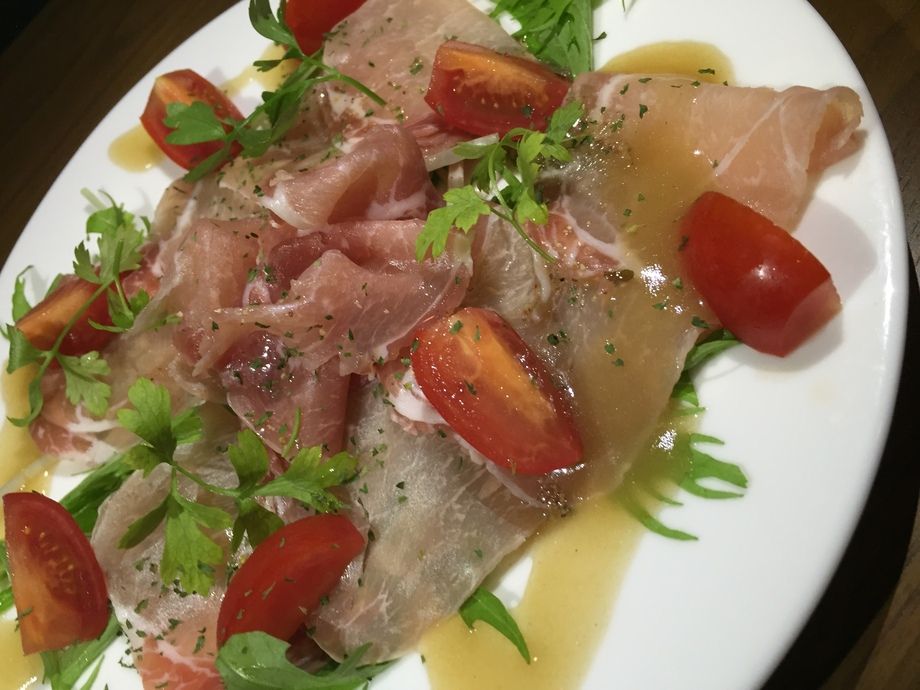 生ハムのカルパッチョ仕立て（¥580）