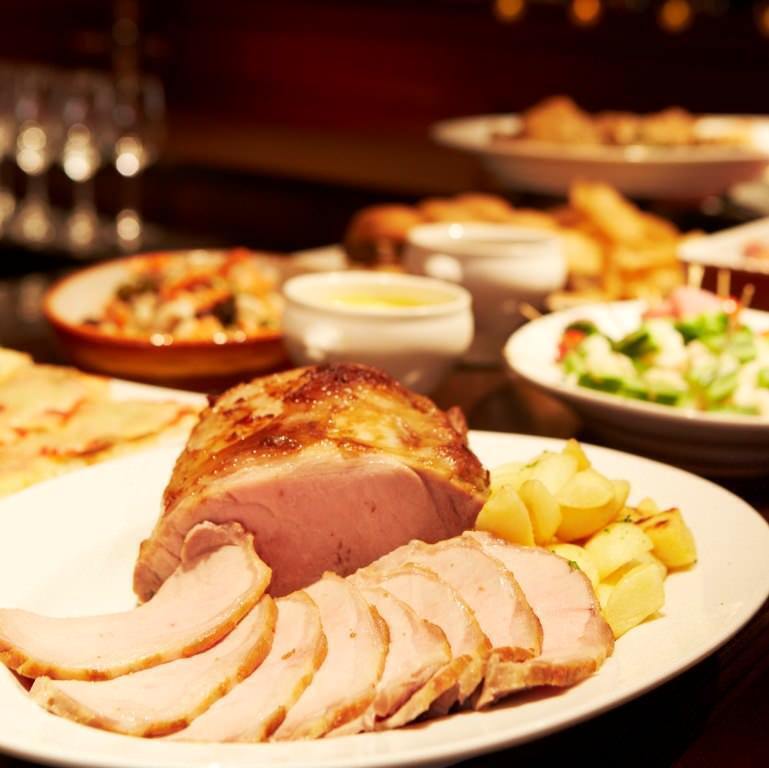 パーティー・歓送迎会に！DUCコース メイン 豚肉！飲み放題付は+2000円から♪