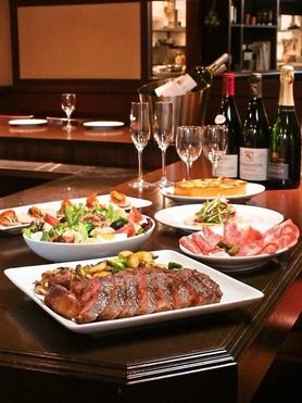 宴会・歓送迎会にも◎当店自慢！牛塊肉食べ放題コース！お1人様4900円！飲み放題付は+2000円から♪