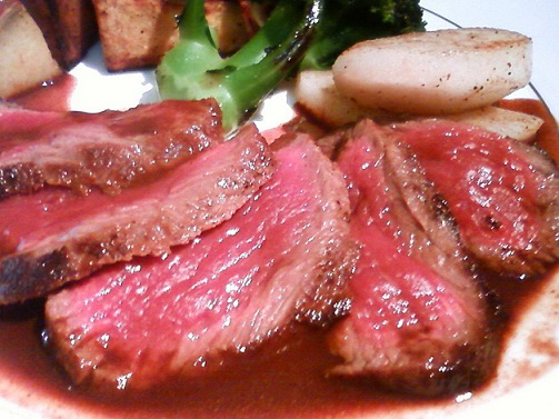 夏はヴィンゴで肉会を”肉ずくし＆樽生スパークリングワイン飲み放題付き４８００円肉宴会!（4,800円）