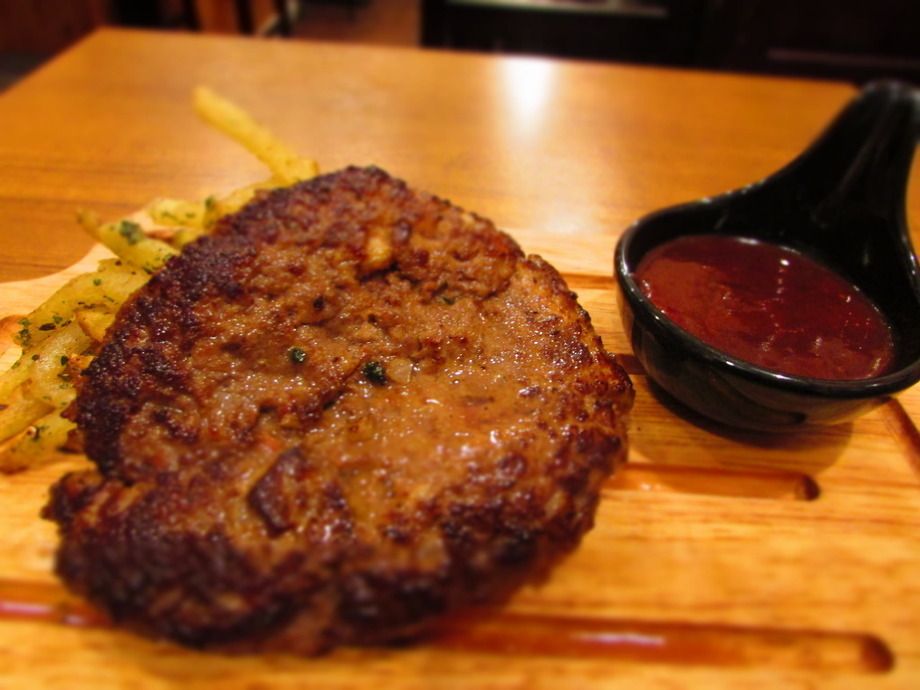 数量限定！ヴィンゴ風！フォアグラ香る和牛100％ジューシーハンバーグ（1,280円）