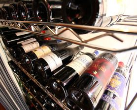 ボトルワインは小売価格＋１０００円