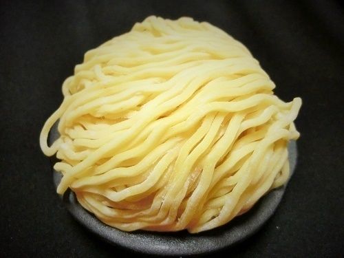 特盛　(１玉)　ラーメン／１５０ｇ　　つけ麺／２００ｇ