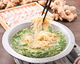 京水菜と生姜と豚肉のハリハリ鍋