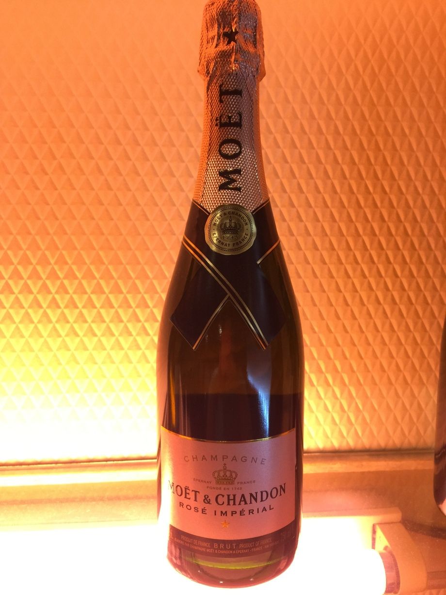 モエ(ロゼ)（25000円）