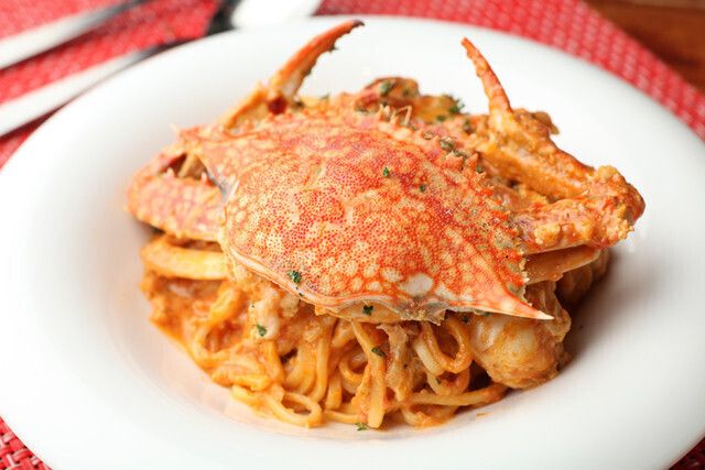 渡り蟹のトマトクリームソース　生パスタ（1,500円 （税抜））