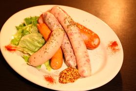 ５種の茹で上げソーセージ