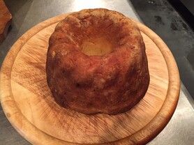 ベーコンと玉ねぎのクグロフ