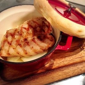 熟成豚ロースのココット焼き