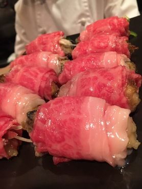 牡蠣と埼玉県産黒毛和牛の一口すき焼き