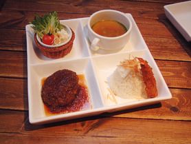 ハンバーグランチ