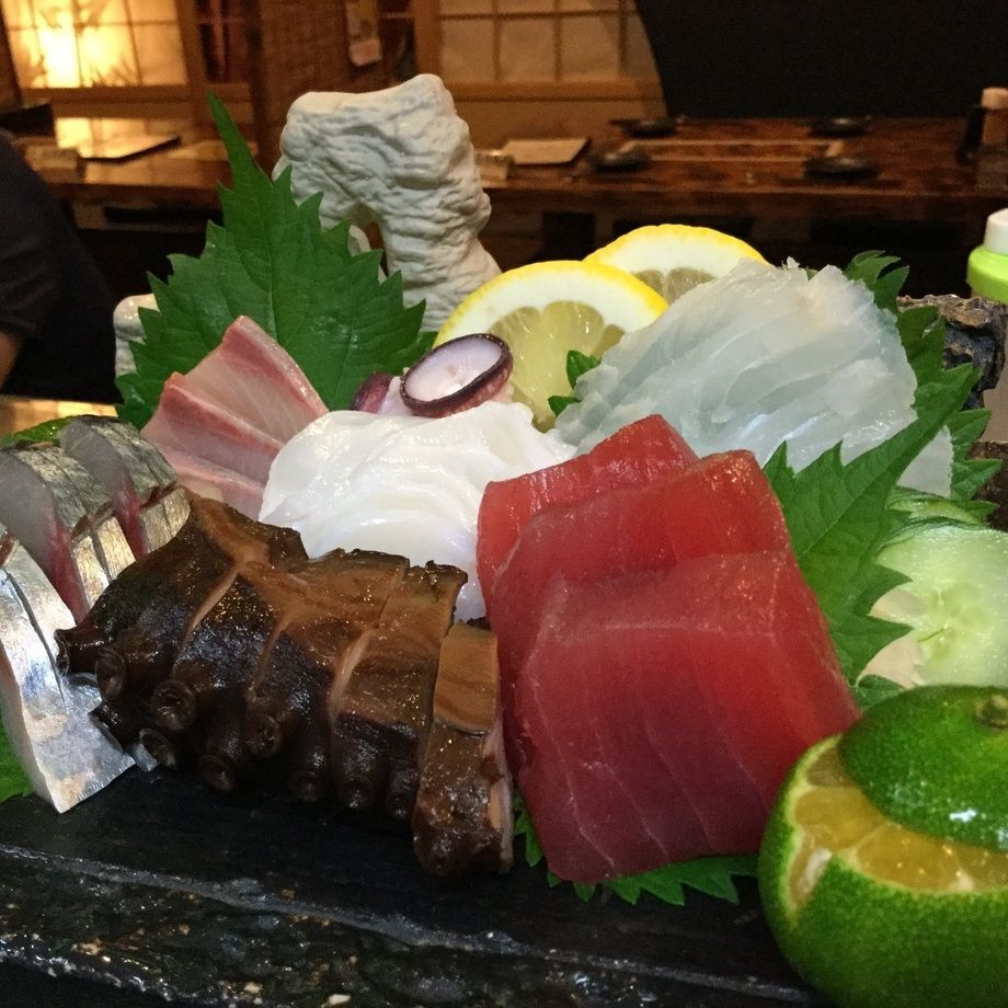 お刺身盛り合わせ   松、竹、梅 （¥1200〜）