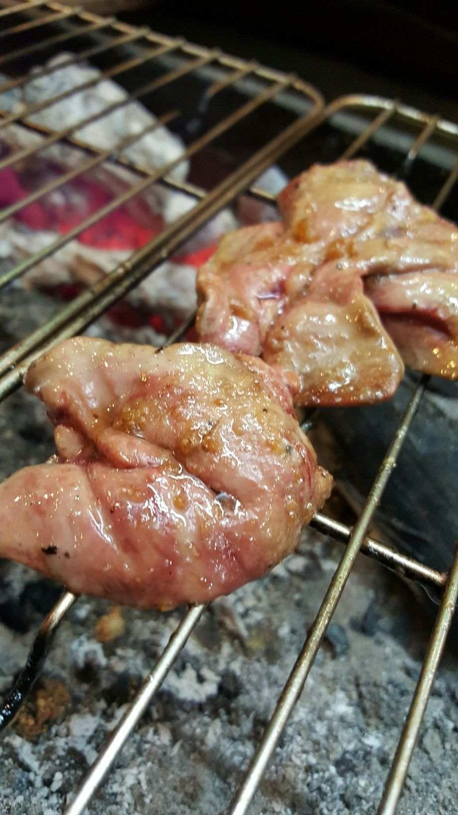 生 鶏白レバー 炭焼き（¥680）