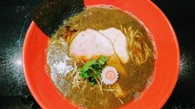 黒醤油煮干し鶏そば