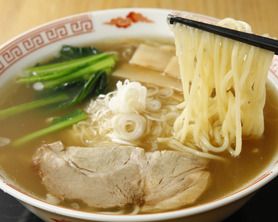数量限定!魚介出汁の夜鳴きそば（塩ラーメン）
