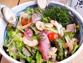 海鮮　漁漁サラダ