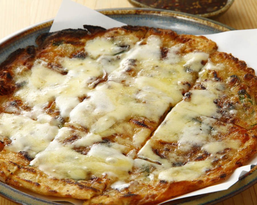 海鮮チヂミのチーズ焼き