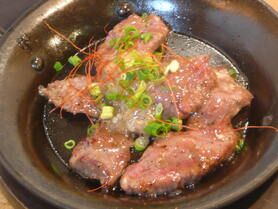 牛ハラミ鉄板焼き