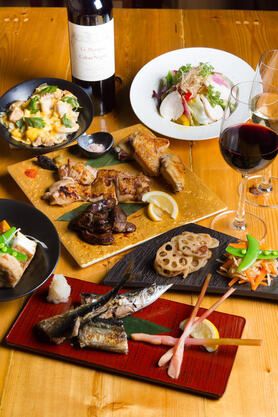 【2時間飲み放題】焼き鳥和食コース〈7品〉4,700円（税込）