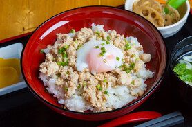 鶏そぼろ丼