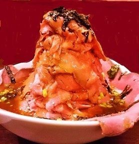 飲めるローストビーフ丼『富士山』