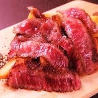 ”ヴィンゴで肉会を”肉ずくし＆樽生スパークリングワイン飲み放題付き４８００円肉宴会!（4,800円）