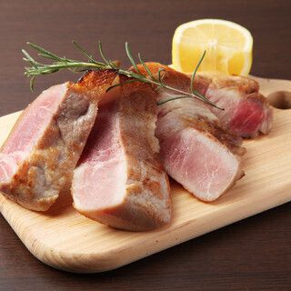 当店自慢の熟成豚付き、食事が美味しい飲放題付き3800円プラン！（3800円）