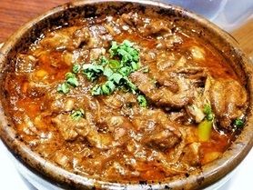 和牛スジ肉の赤ワイン煮込み　パルマンティエ風