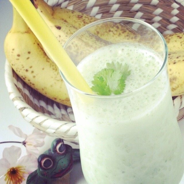 バナナパクチースムージー