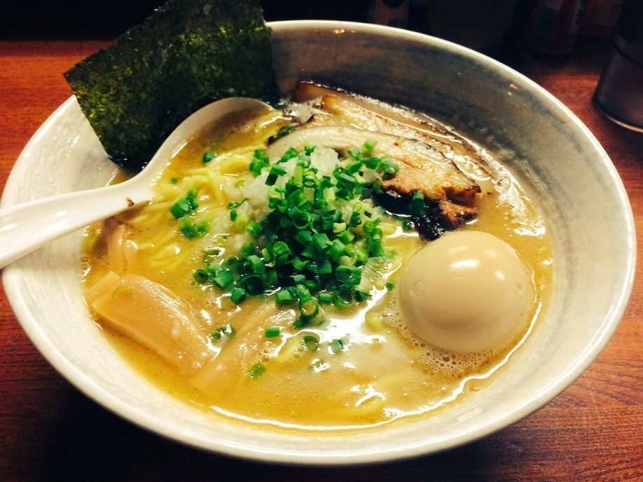 味玉鶏白湯ラーメン（790円）