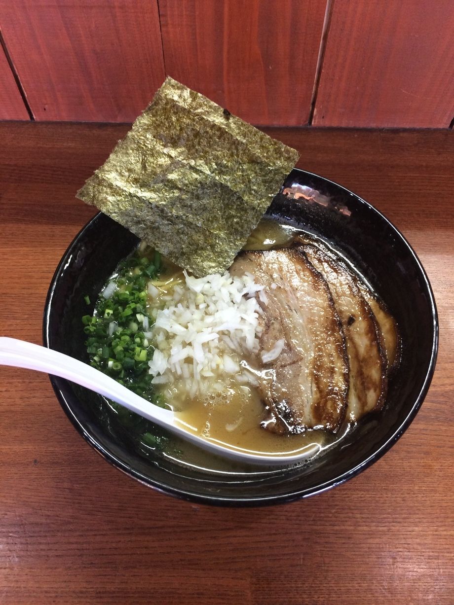 チャーシュー鶏白湯ラーメン（890円）