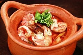 トムヤム・クン（海老のトムヤムスープ）
