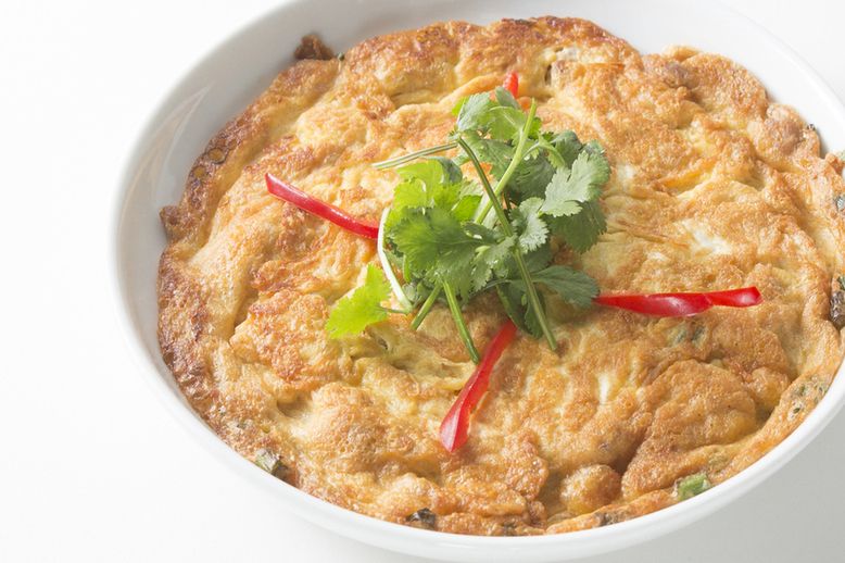 カイ・チアオ・ムー・サップ（豚ひき肉入りタイ風オムレツ)（780円）