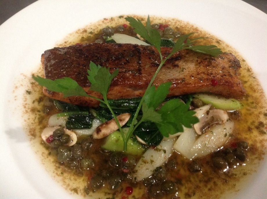 サーモンのムニエル