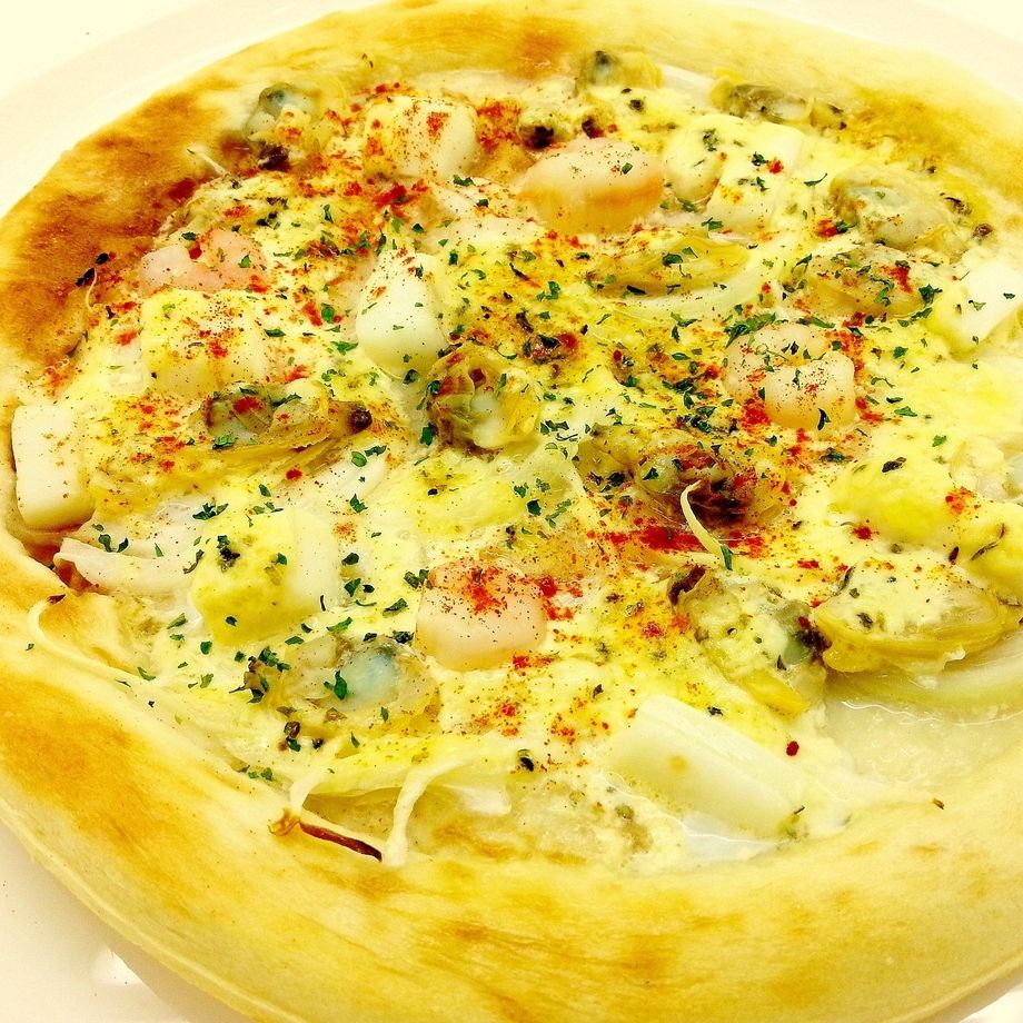 シーフードピッツァ（1000円（税別））