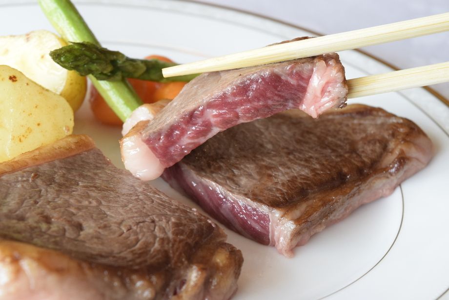 ステーキプラン　Ｂコース　秋田由利牛（150ｇ　　　3,980円　　　　200g　　　4,980円）