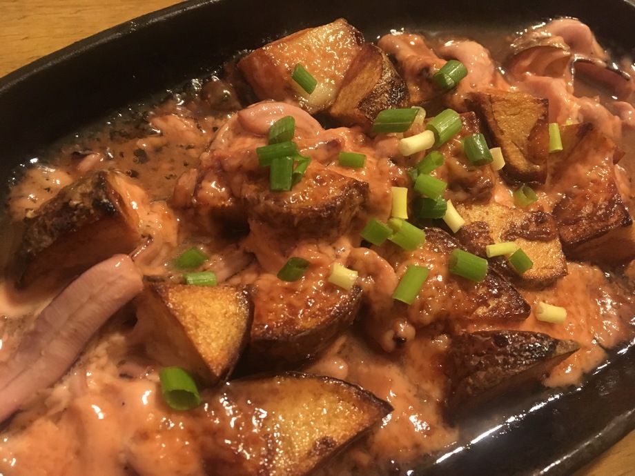 塩辛ソースじゃがバター（６８０円）