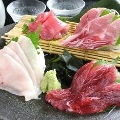 まぐろ刺し盛り合わせ