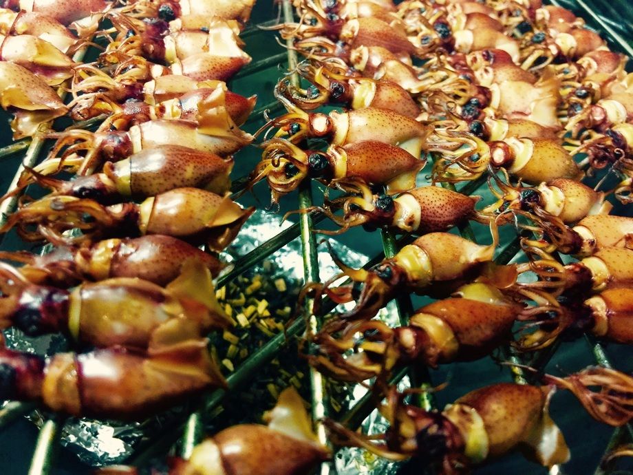 ホタルイカのスモークと菜の花のサラダ