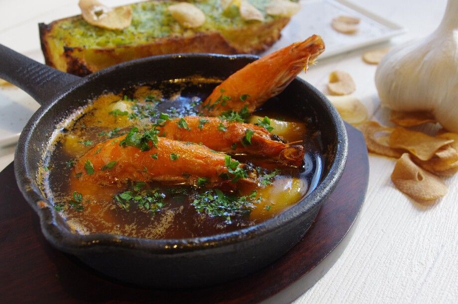 海老のアヒージョ