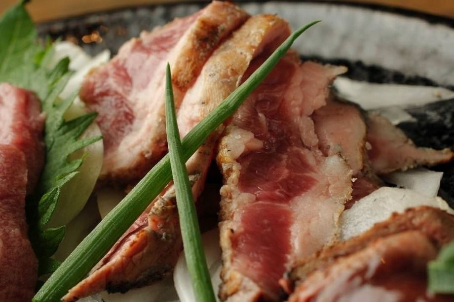 ハラミ炭火タタキ（480円）