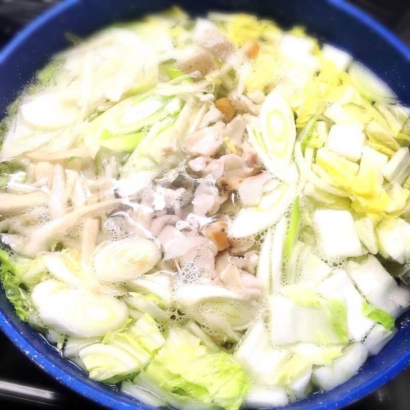 平和酒造紀土のかす汁（にんじん入れ忘れた分、具いっぱい。）（400）