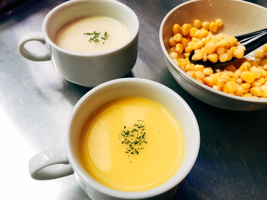 豆乳で作ったかぼちゃのスープ（冷製/温製）（380円）