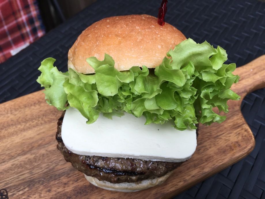 クリームチーズバーガー（1.000円）