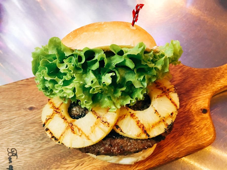 パインバーガー（1000円）